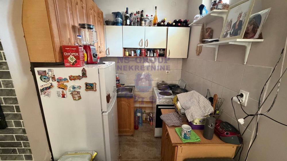 Slika 2 - Jednoiposoban, 26m2, Adice Novi Sad, sa terasom